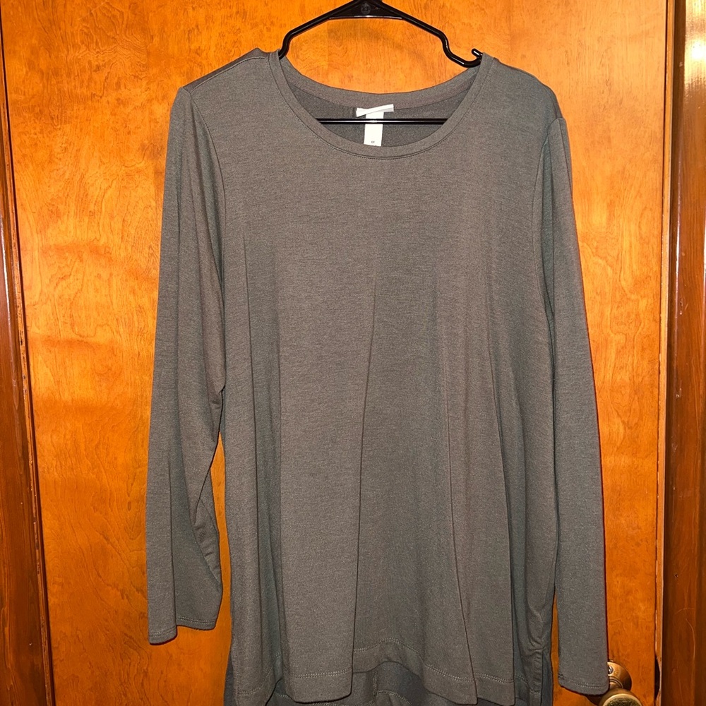 Ava & Viv Heather Gray Long Sleeve Crewneck Top